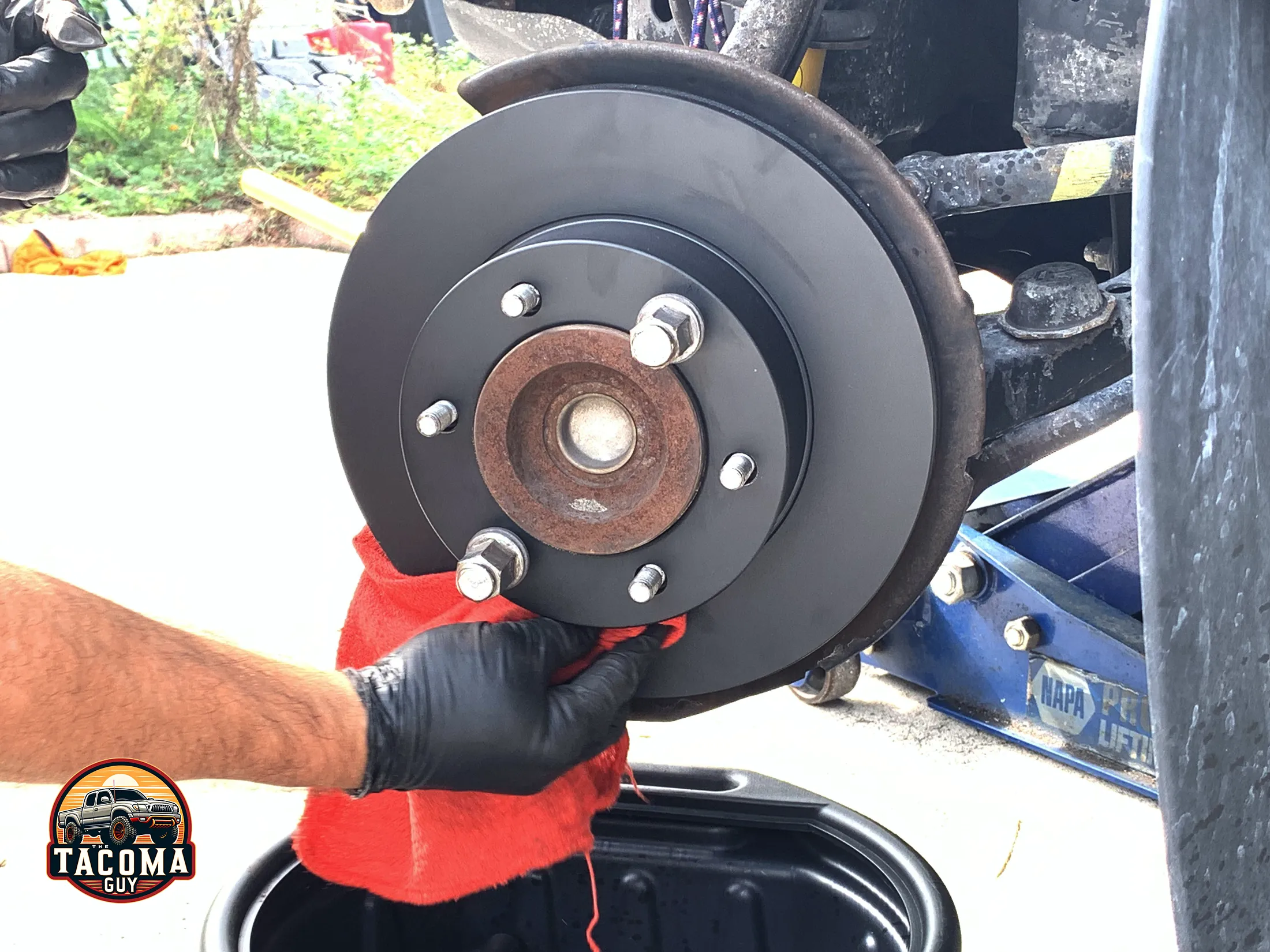 Putting a new Duralast rotor on a gen 1 toyota tacoma